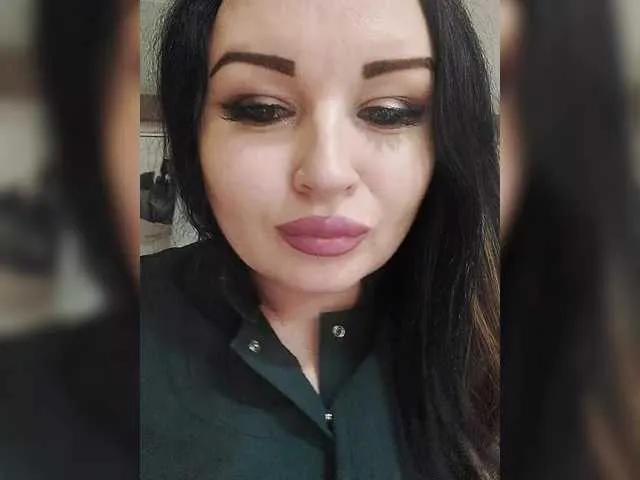 Monica- on BongaCams