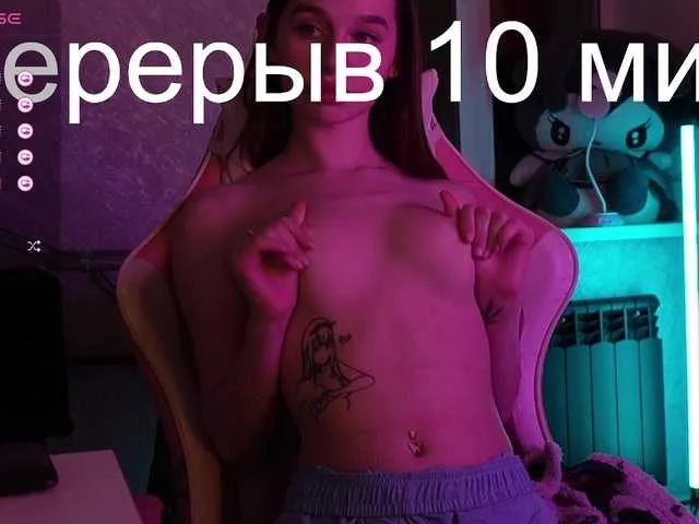 MossiPolli on BongaCams 