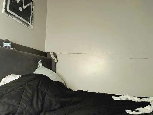 Offline Naomiruty on BongaCams