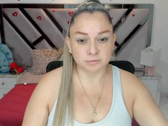 Offline natalia5560 on BongaCams
