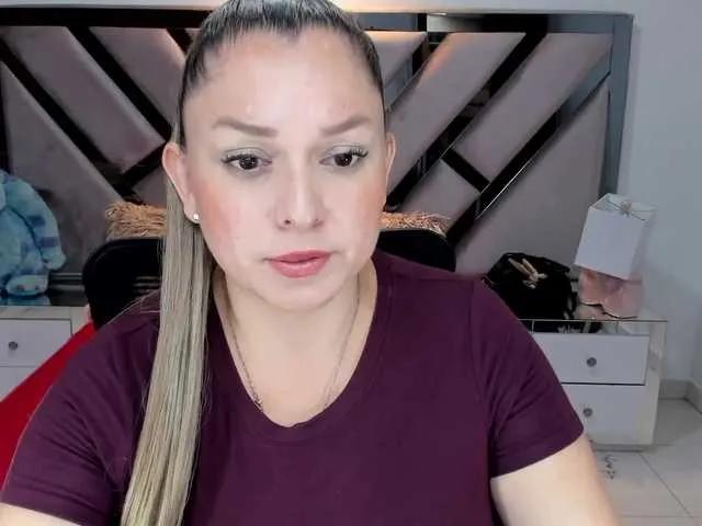 Offline natalia5560 on BongaCams