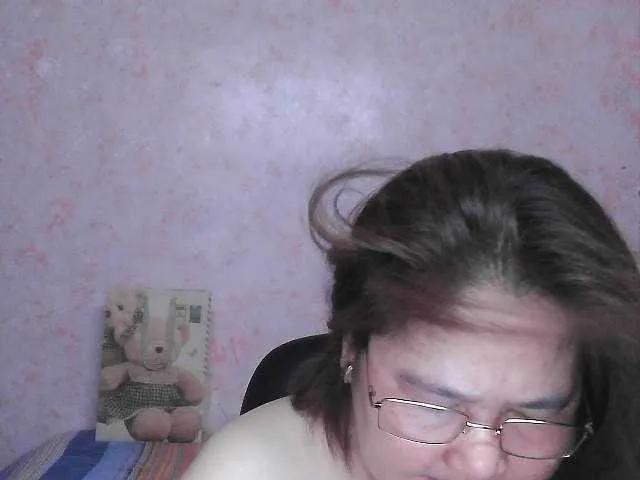 NICEtitspinay — Freechat on BongaCams