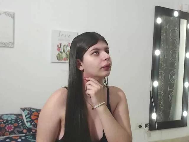Offline Nicolane-Palmer1 on BongaCams