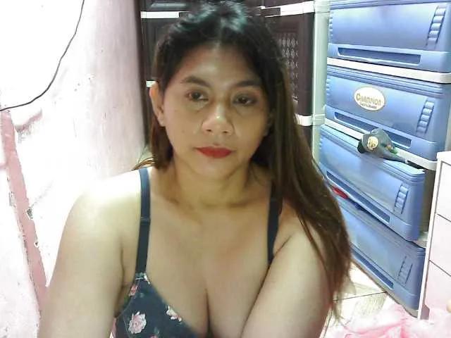 peenastyfame on BongaCams 