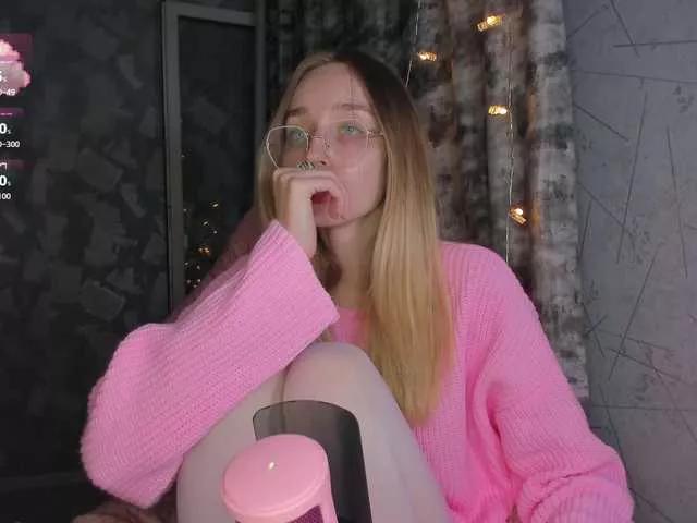 Offline Polikinesis on BongaCams