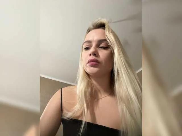Freechat PrettyKatea on BongaCams