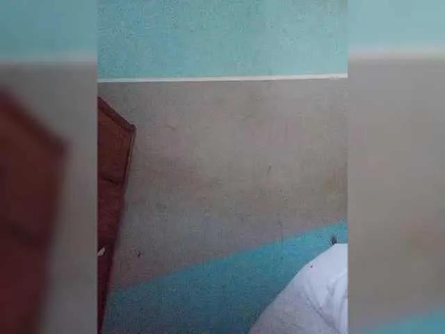 Offline princillah1 on BongaCams