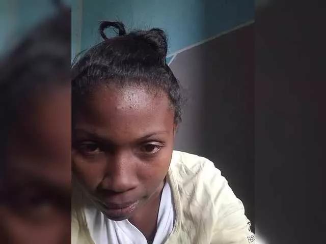 Offline princillah1 on BongaCams