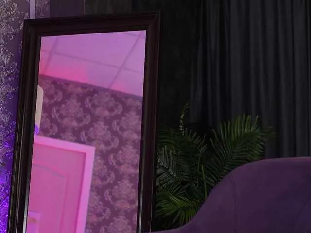 RavenBelrose — Soft kisses on my neck, hard spanks on my ass, and slow, teasing pinches on my nipples get me instantly turned on. I melt for that mix of sweetness and sting.