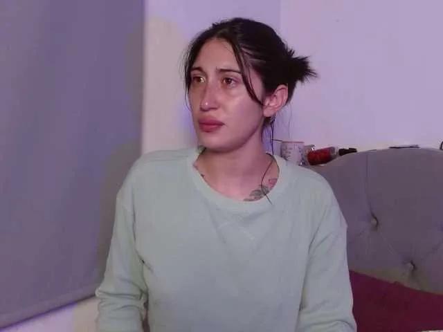 Offline Red-moonn on BongaCams