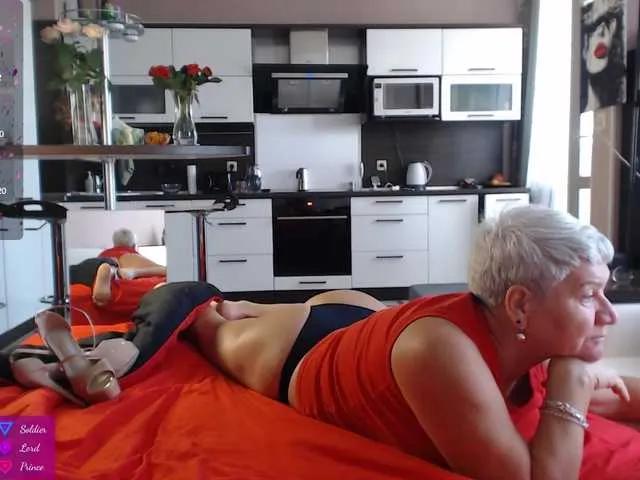 Freechat roxana-brooks on BongaCams