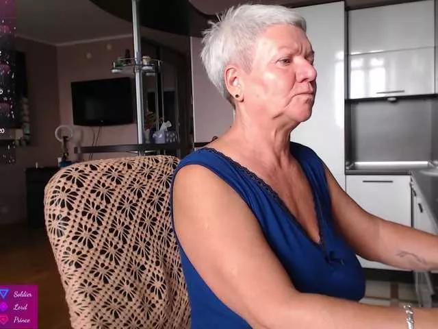 Freechat roxana-brooks on BongaCams