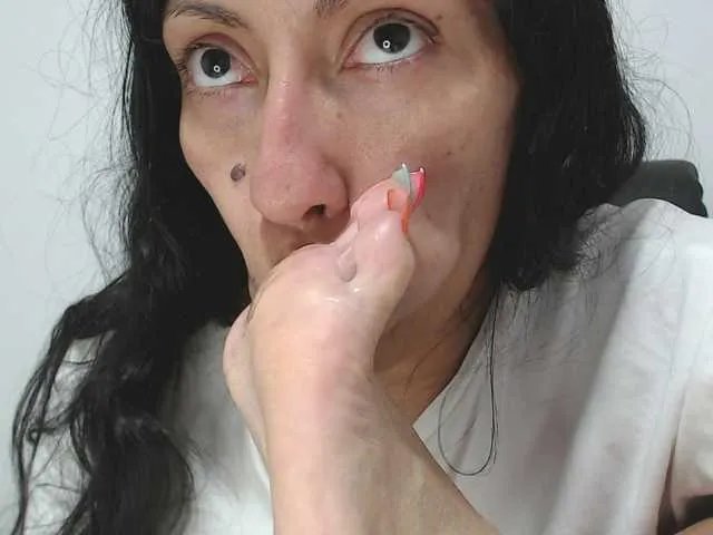 saaramilleer on BongaCams 