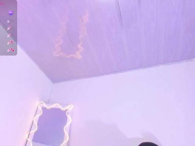 Offline SAAYA-TAY on BongaCams