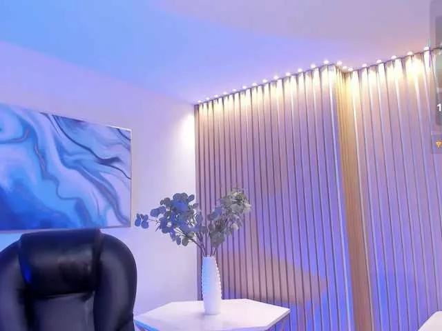 Offline SamanthaKlein on BongaCams