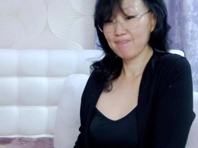 Offline SandraMi on BongaCams