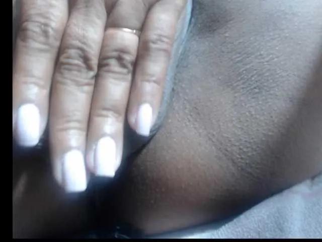 sarah-hot on BongaCams 