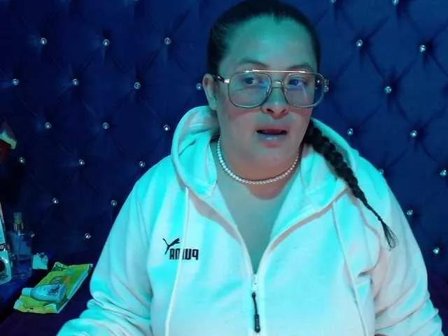 SaraThonson on BongaCams