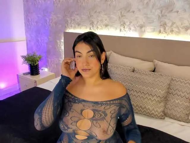 saraycollins's avatar