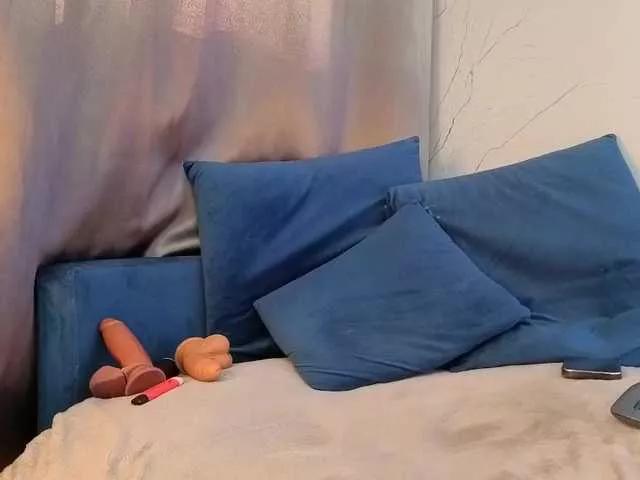 Offline sasha-lst on BongaCams