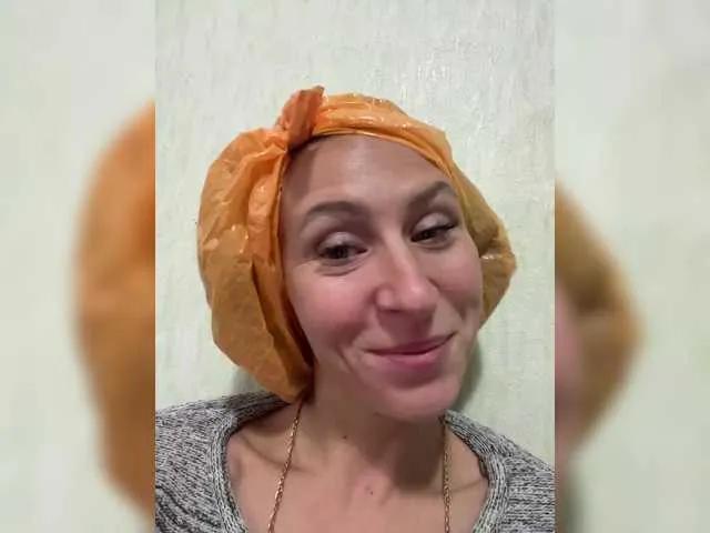 Offline Saveta on BongaCams