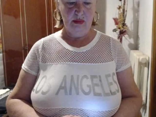 Freechat secretfox on BongaCams