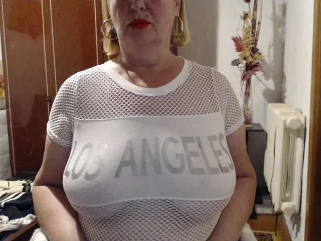 Freechat secretfox on BongaCams