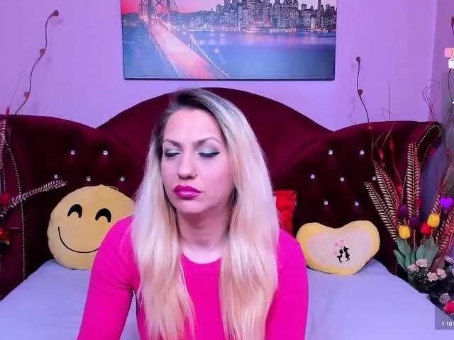 Sensualass77 on BongaCams 