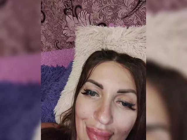 SexyKitty75-1 on BongaCams