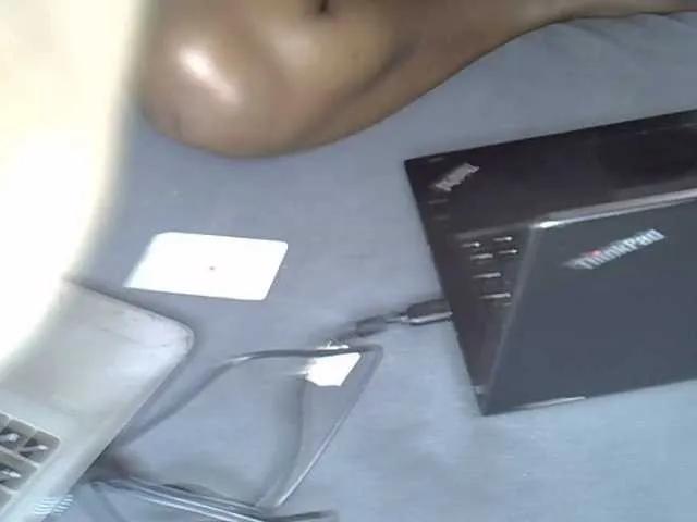 Offline Sexyroses on BongaCams