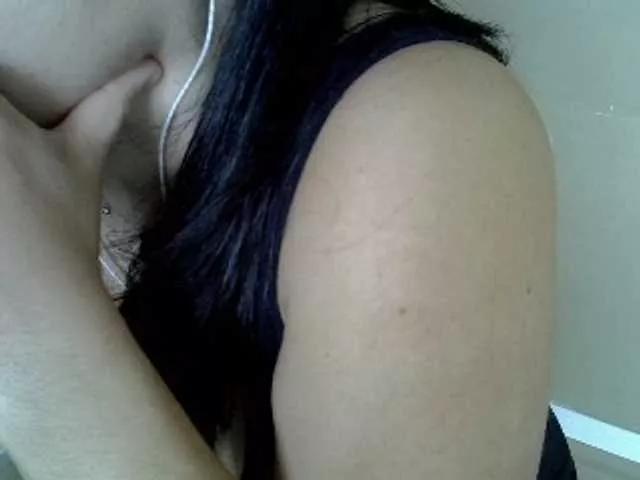 Offline sexysexy345 on BongaCams