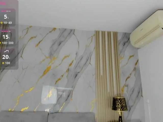 Offline sharon-greey on BongaCams