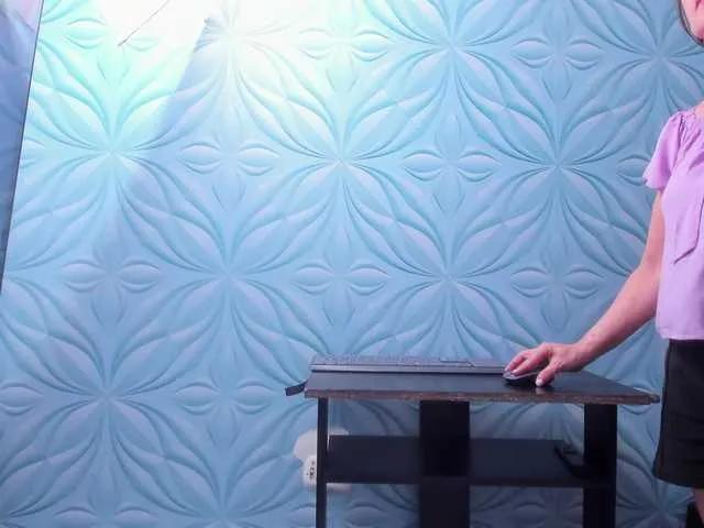 Offline Skinny-Mature on BongaCams