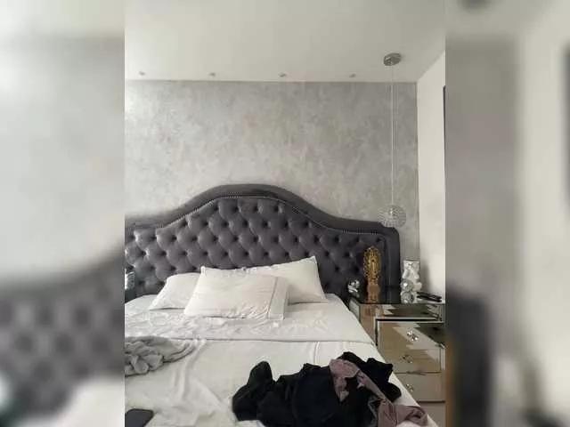 Offline sofia-grey on BongaCams