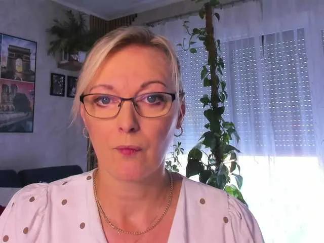 Offline SoftVANESSA on BongaCams