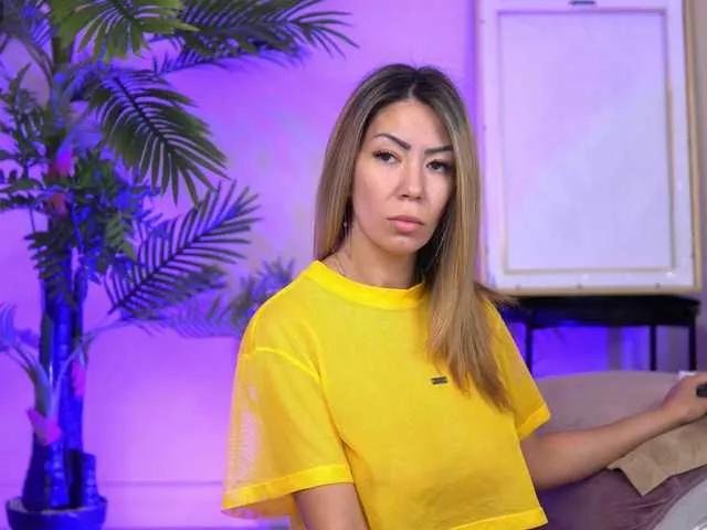 Offline SophiaPotts on BongaCams