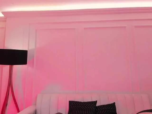 SophieHouston on BongaCams