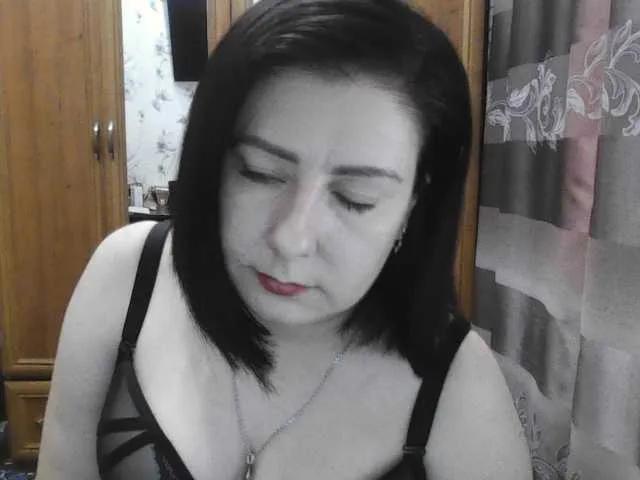 Freechat SophieNightAh on BongaCams