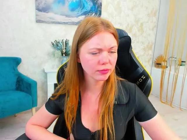 Offline Strawberrye on BongaCams