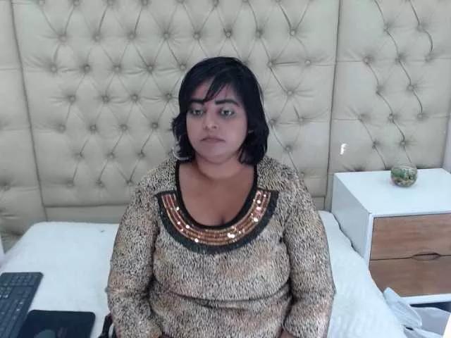 Offline SusanaEshwar on BongaCams