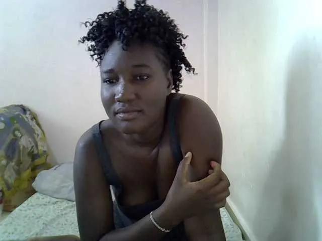 sweet-saffron on BongaCams