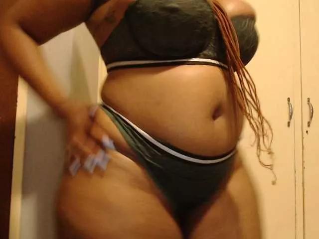 Freechat SweetApple on BongaCams