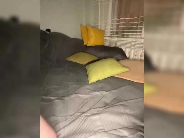 Offline SweetLoveKiss on BongaCams