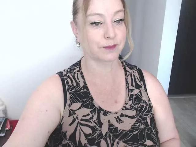 Offline sweetsalo on BongaCams