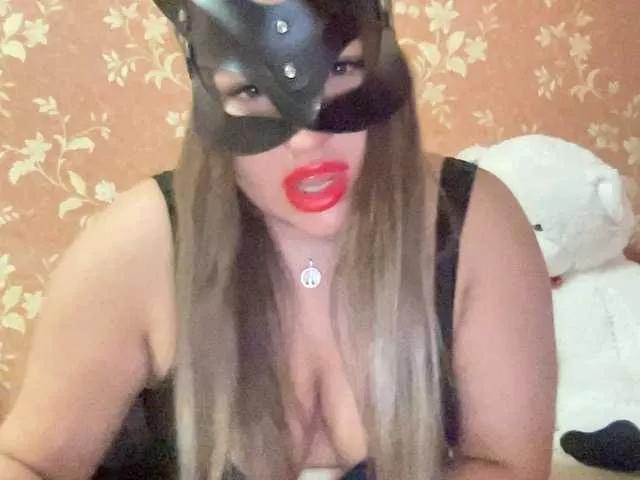 Freechat SweetStrawberry1 on BongaCams