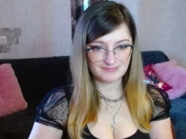 tastyariel on BongaCams 