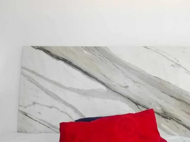 thamiina on BongaCams