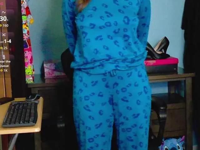 TreeJeanne on BongaCams 