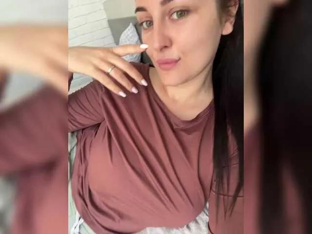 Offline Viksi66 on BongaCams