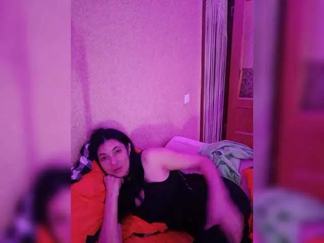 Offline Vitaminka0572 on BongaCams